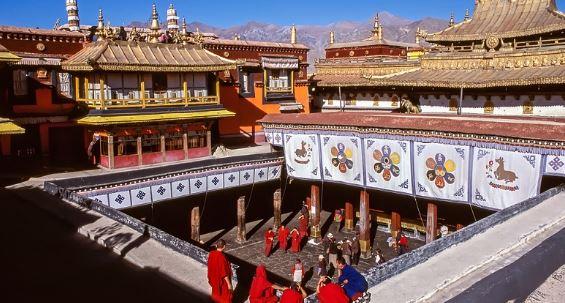 T tibetan monasteries