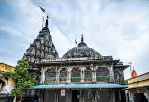 Vishnupad temple: Famous places in Gaya
