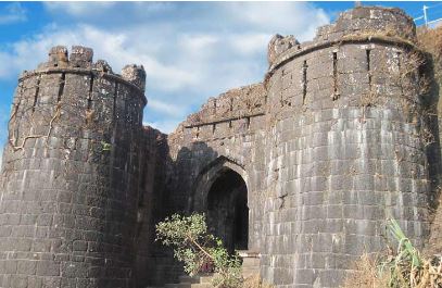 Sinhagad fort: Aga Khan Palace
