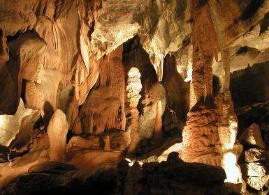 mawsmai cave