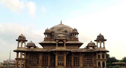 tomb of mohammad Ghaus: Tourist places in Gwalior