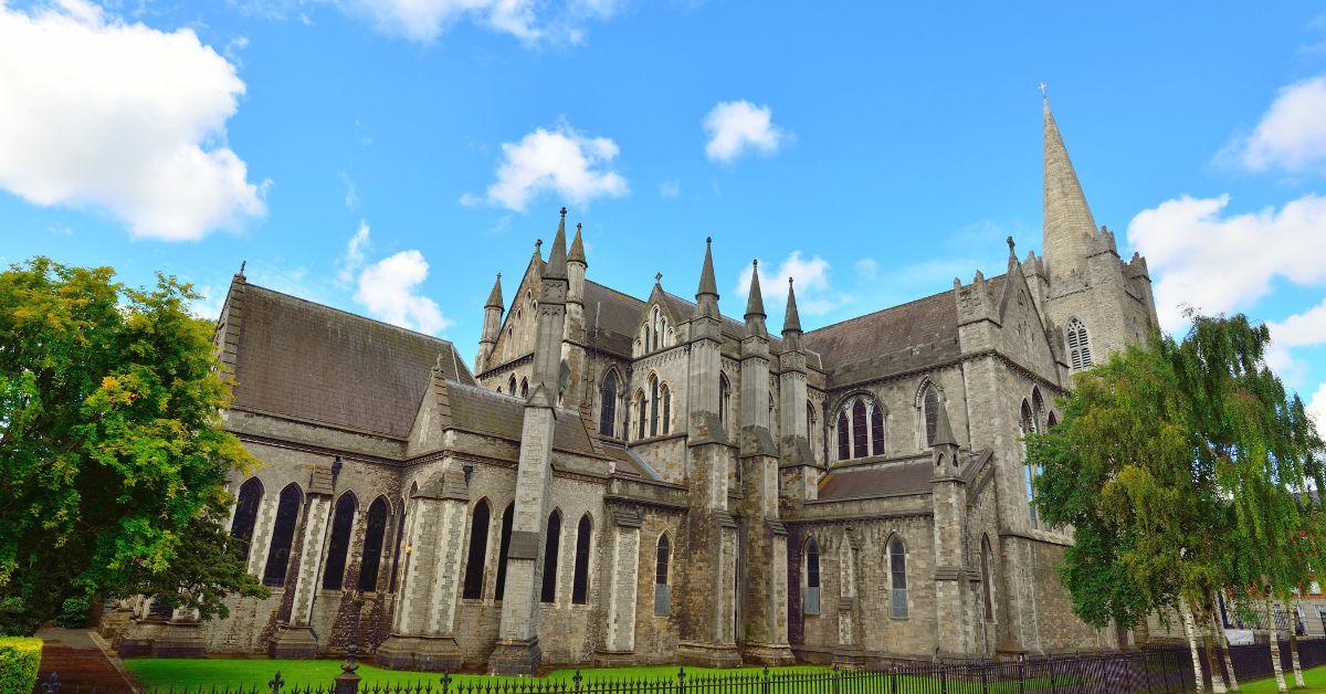 Best places to visit in Dublin St. Patrick's Cathedral