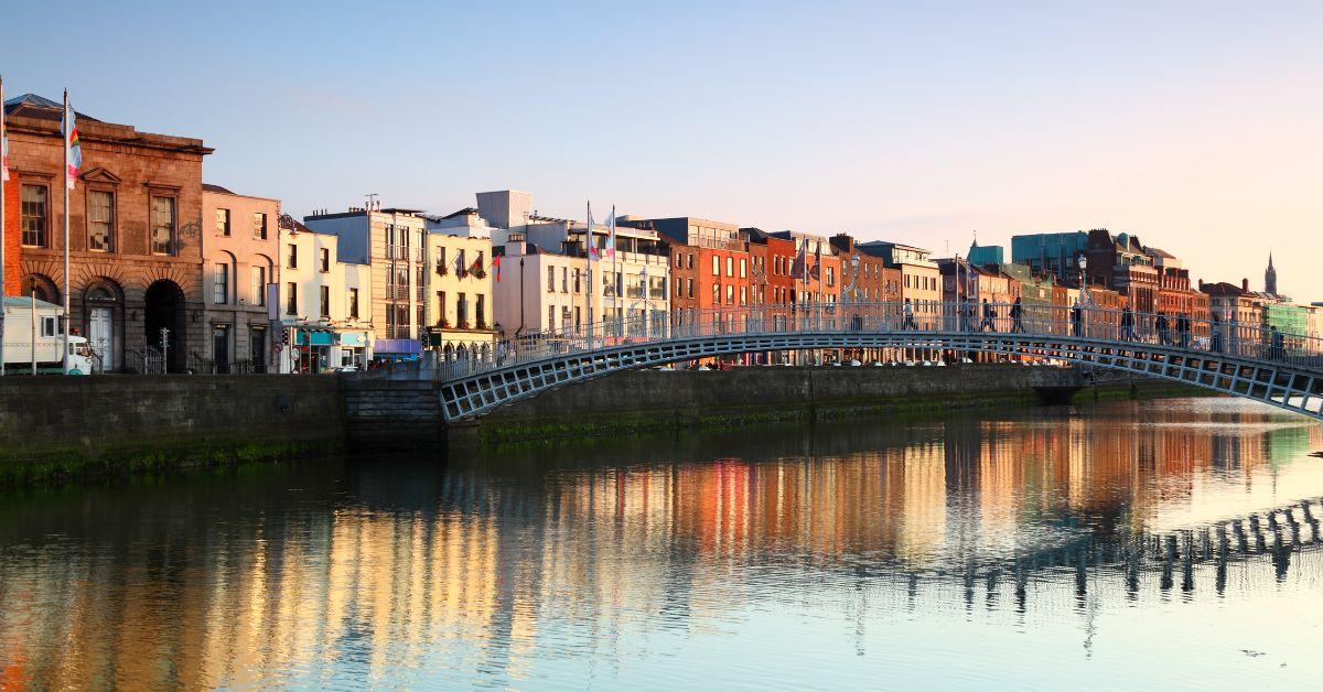 Best places to visit in Dublin The Ha'penny Bridge