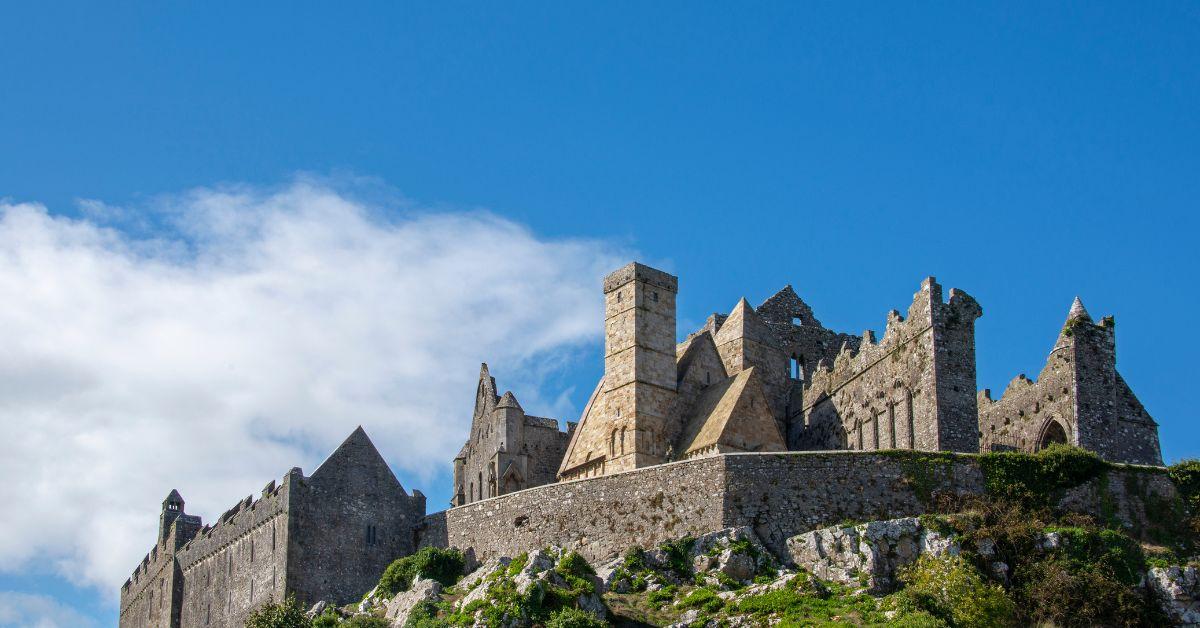 Best places to visit in Ireland  - The Rock of Cashel A Historical Treasure