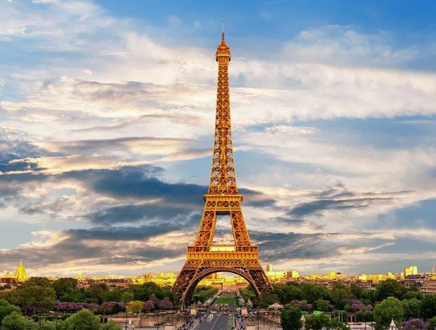 Read more about the article 20 Best Cities to Visit in France & Tourist Attractions in France