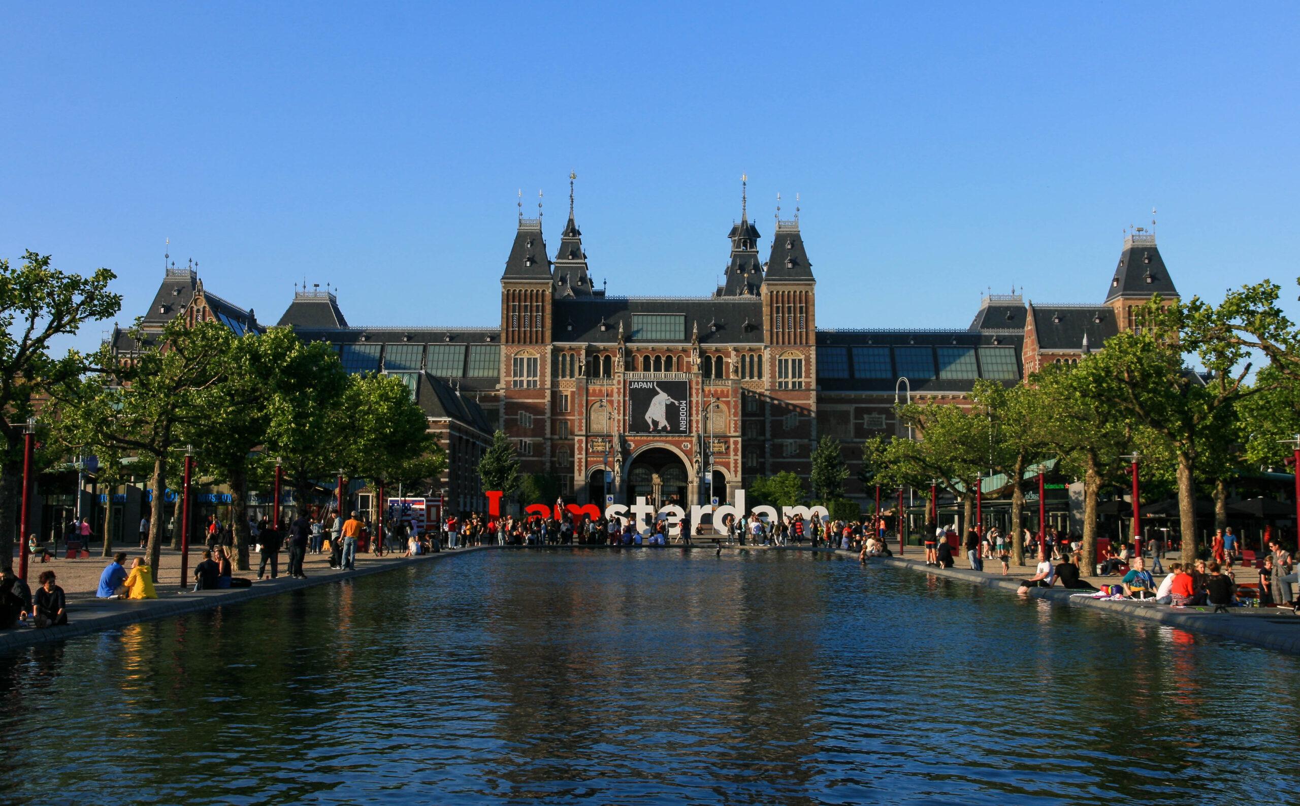 Rijksmuseum - amsterdam places to visit