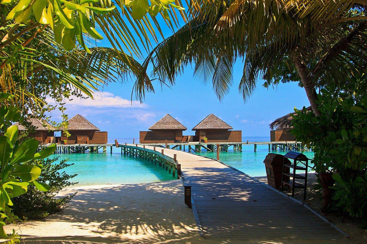 You are currently viewing Top Places to Visit in Maldives: Beaches, Resorts, Islands